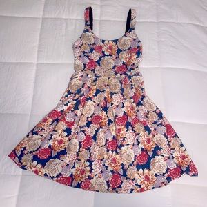 MINKPINK Low back, adorable summer or spring dress